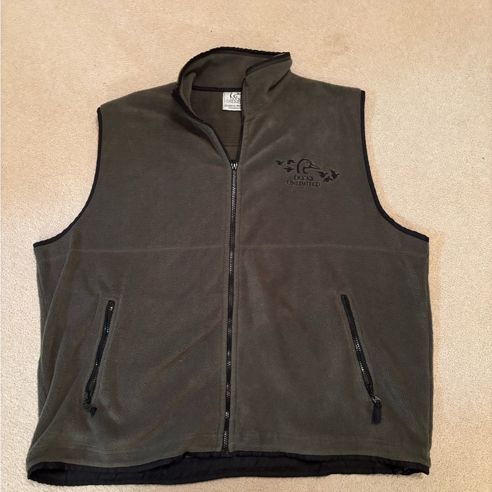 Men's Ducks Unlimited Olive Green Fleece Vest